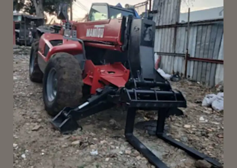 Montacarga Manutou 2007